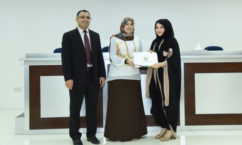 كلية الهندسة وتقنية المعلومات تنظم الحفل السنوي الأول لتكريم طلابها 