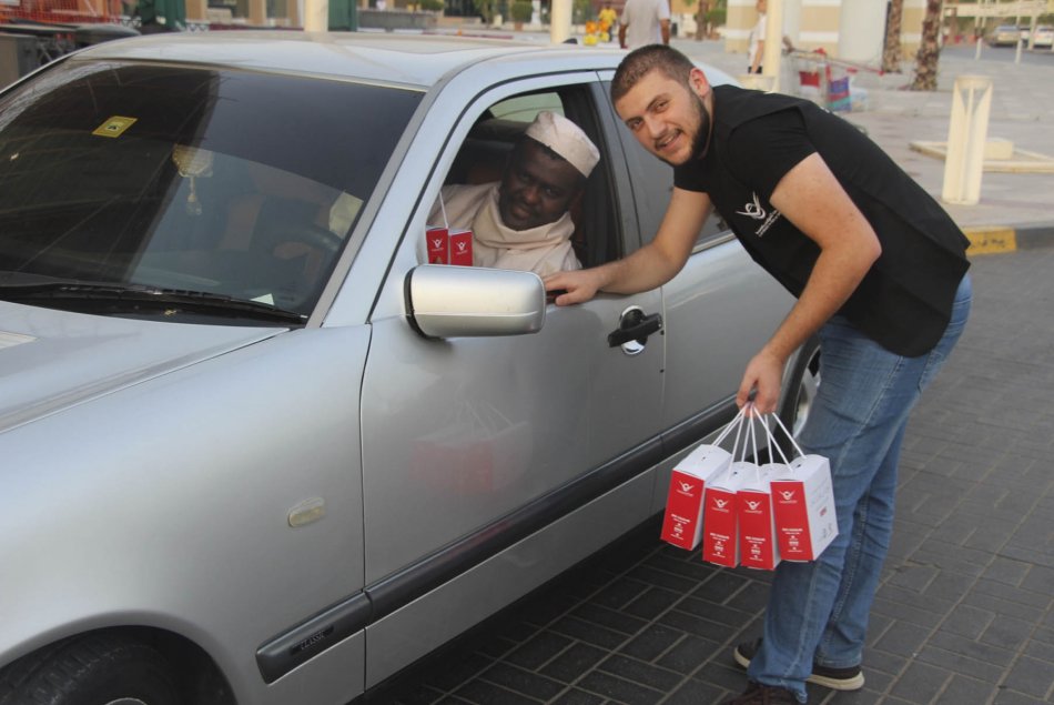 Distributions of Iftar Meals