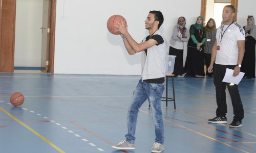 عمادة شؤون الطلبة في جامعة العين تنظم فعالية رياضية