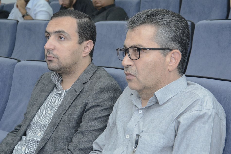لقاء أساتذة الهندسة مع طلبة الكلية