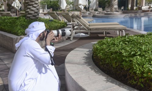 التصوير الفوتوغرافي يجمع طلبة جامعة العين في 