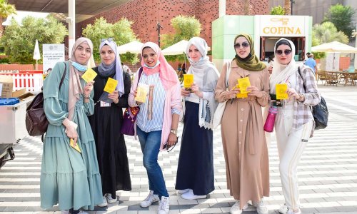 طلبة جامعة العين يستكشفون اكسبو 2020