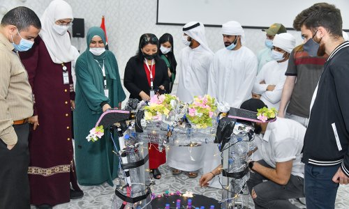 طلبة الهندسة يبتكرون نموذج 