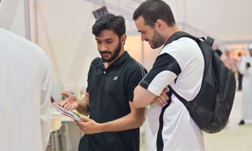 مكتبة خليفة تنظم زيارة معرفية إلى معرض الشارقة الدولي للكتاب 2025