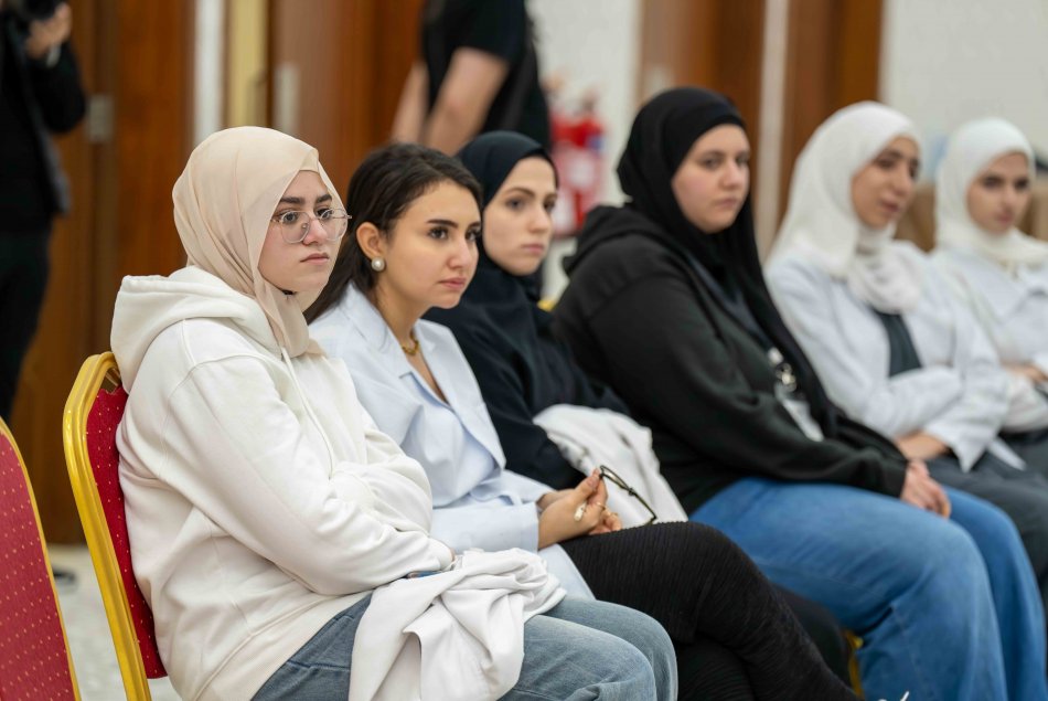 The Impact of Electronics on the Emirati Dialect