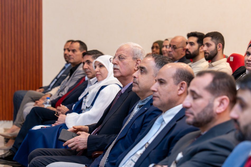 حفل تكريم لائحة شرف الجامعة 