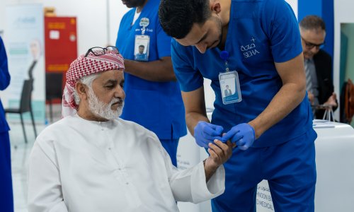 “أسرة صحية… مجتمع صحي” تعزز الوعي الصحي والمسؤولية المجتمعية